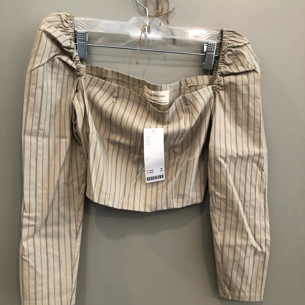Plaid of the shoulder top